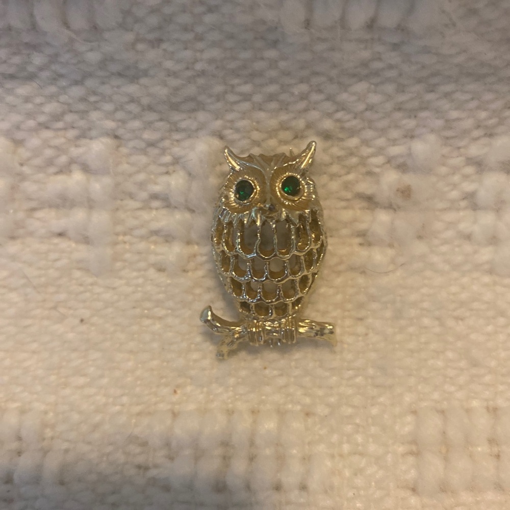 Green eyed owl brooch - unbranded